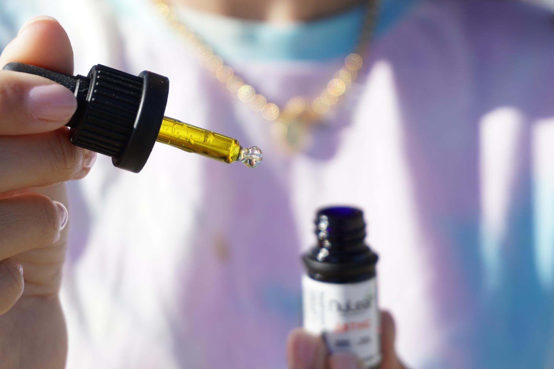 4 Reasons to Switch to CBD Tinctures - Erth Wellness